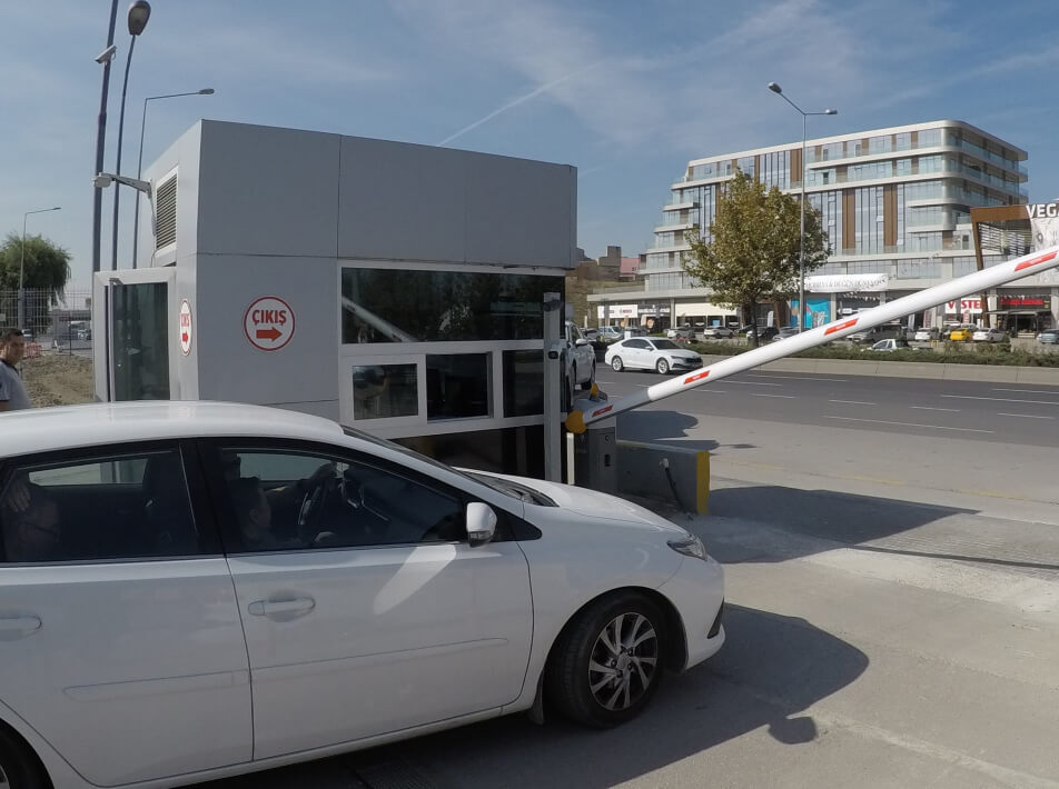 Apartmanlarda ücretli otopark